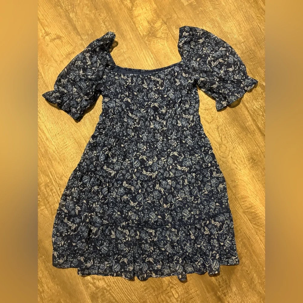Dress - Picture 4 of 6